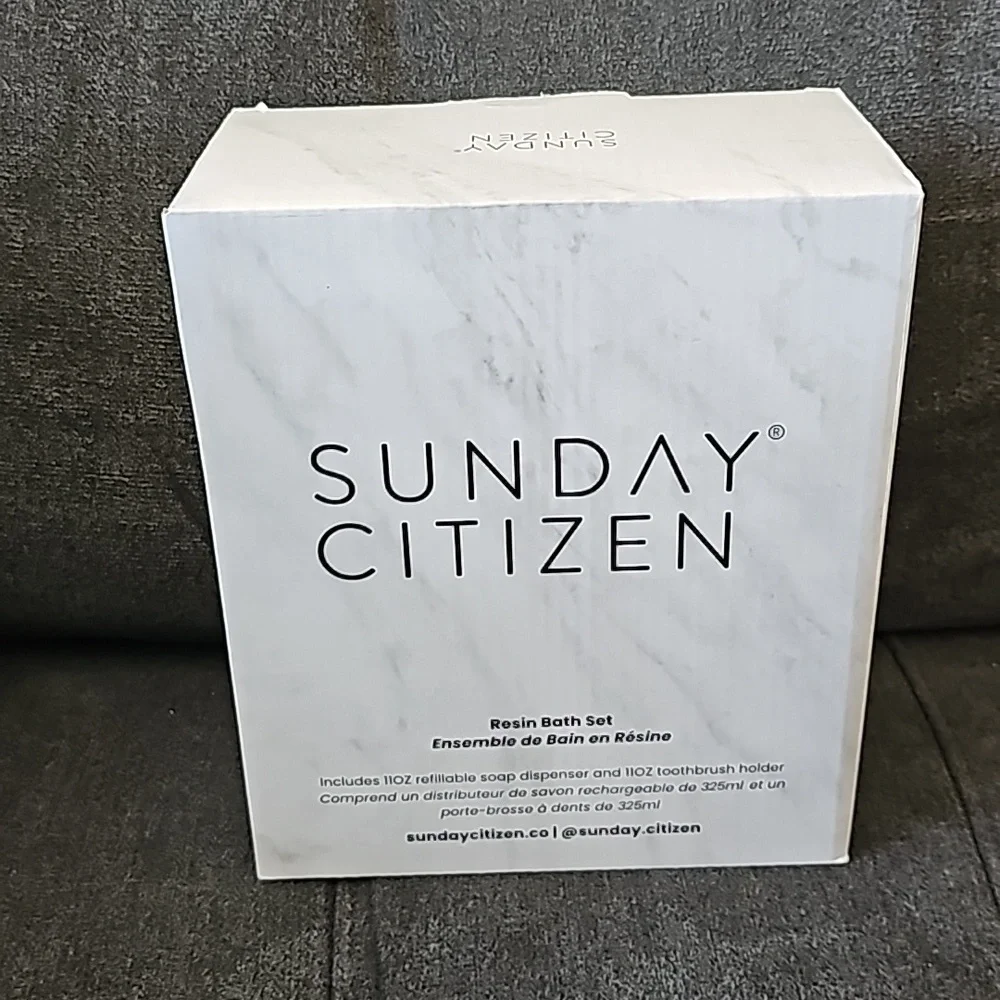 ❤️SUNDAY CITIZEN Resin Bath Set Soap Dispenser and Cup